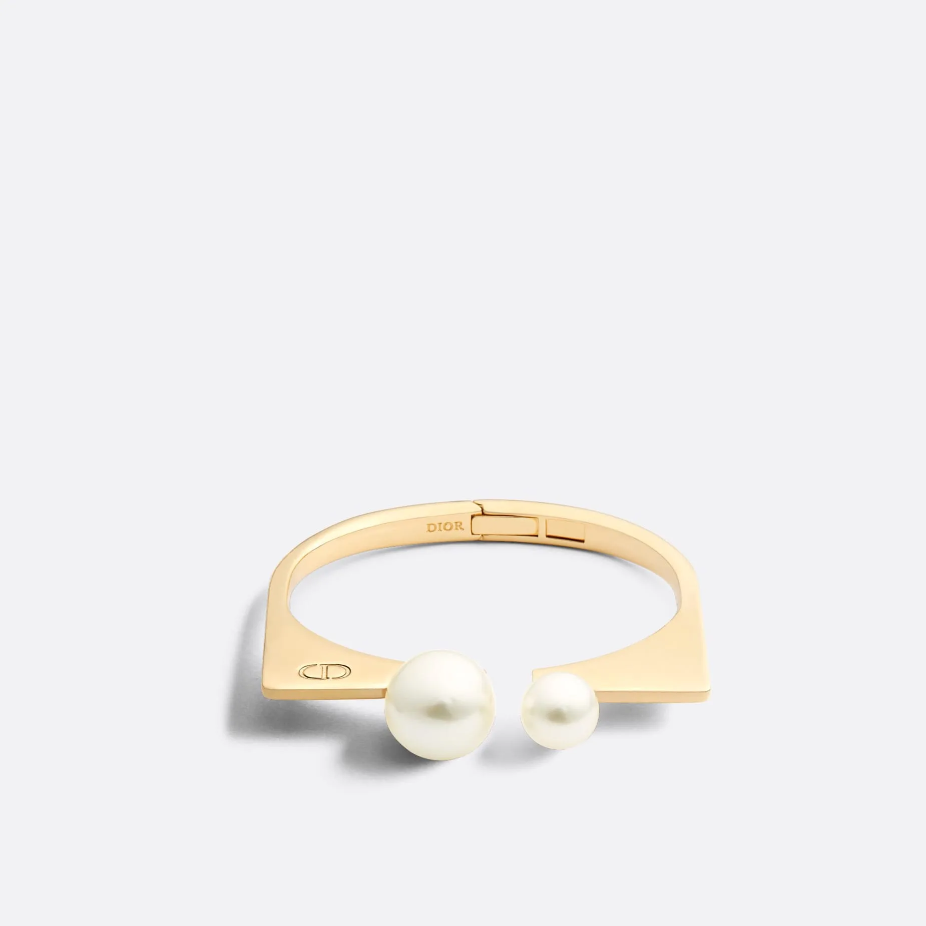 Fake Dior Tribales New Look Bangle Gold-Finish Metal and White Resin Pearls