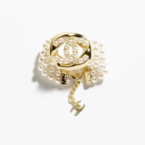 Gold Pearly White & Crystal Chanel Replica bracelet