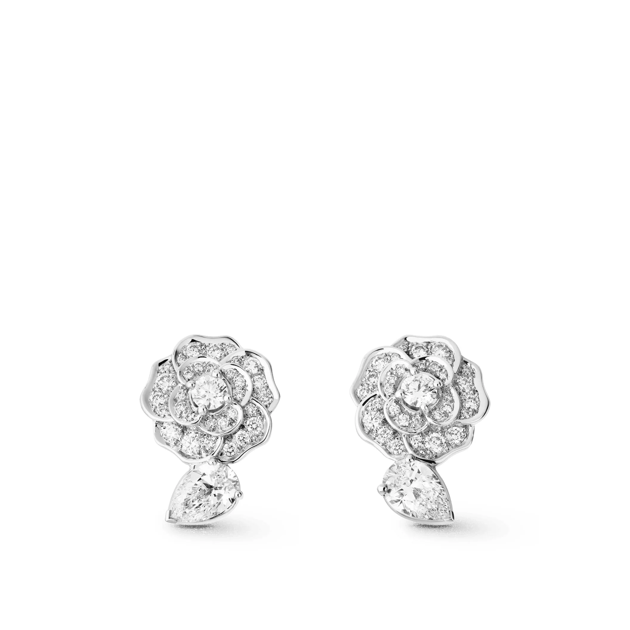 Camelia Precieux Fake chanel earrings 18K white gold diamonds