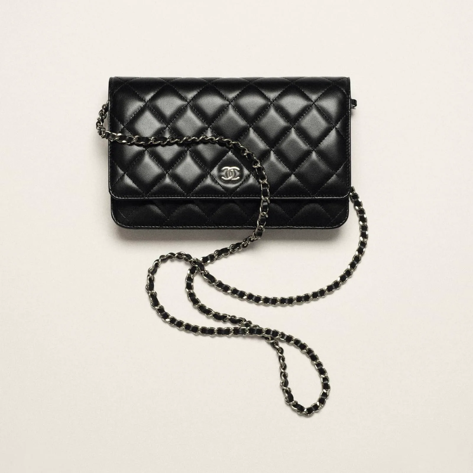 Replica Designer Bags fake chanel bag CLASSIC WALLET ON CHAIN