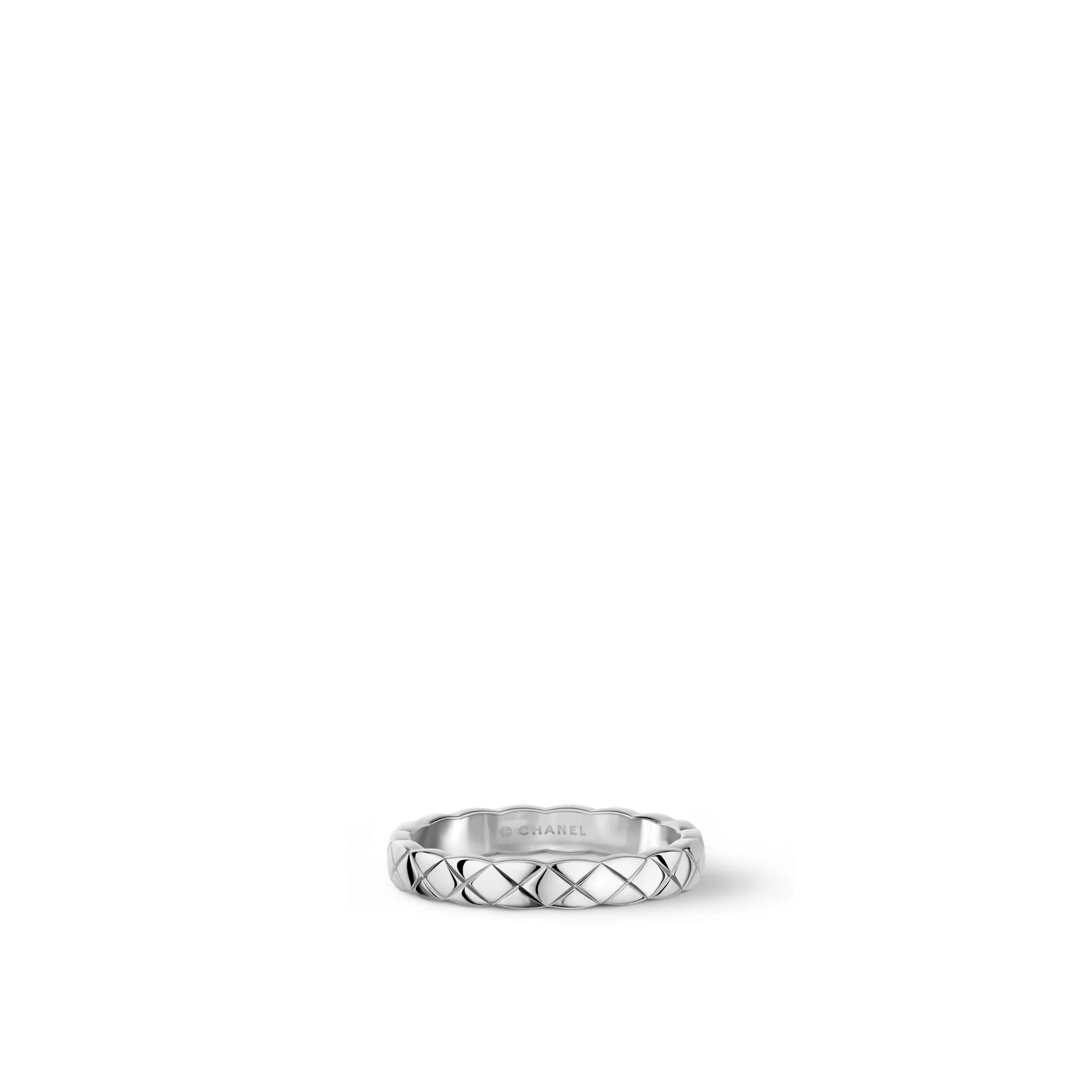 Coco Crush chanel dupes ring Quilted motif mini version 18K white gold