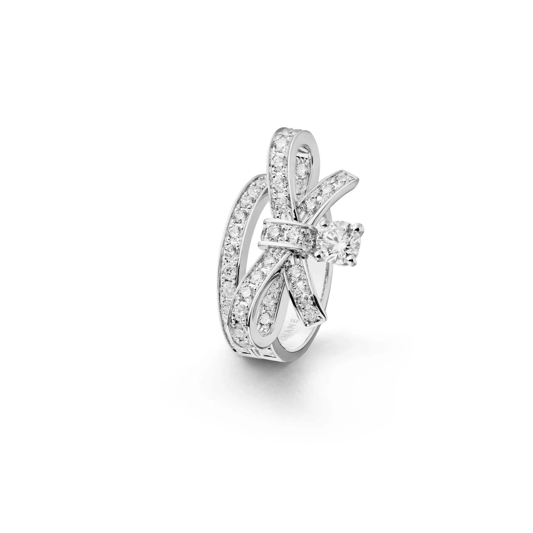 Ruban chanel dupes ring 18K white gold diamonds