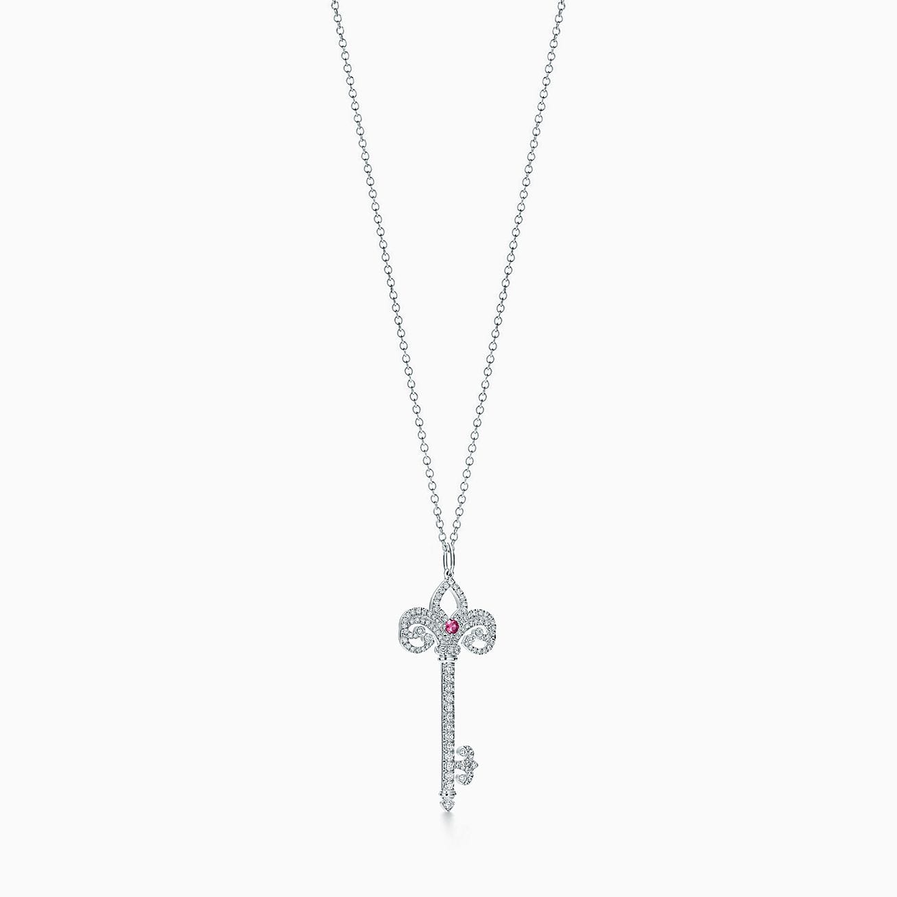 Replica Tiffany necklace Keys Replica Tiffany necklace Fleur de Lis Key Pendant