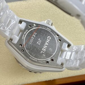 Fake Chanel Replica Watch J12 Watch 33 mm White highly resistant ceramic and steel diamond bezel and indicators H6418