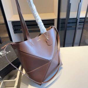 LOEWE Replica bags XL Puzzle Fold Tote in shiny Calfskin