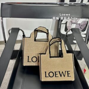 LOEWE Replica bags Large LOEWE Font tote in Raffia 0010868917