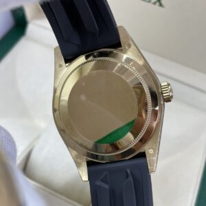 Best Fake Rolex Replica watches For Sale Rolex Sky-Dweller Yellow Gold Intense White Index Dial Oysterflex Rubber Strap m336238-0003 Noob Factory