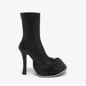 Alexander McQueen Women's Hoof Boot in Black