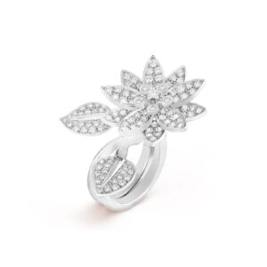 Van Cleef & Arpels Lotus Between The Finger Ring 18K White Gold Diamond