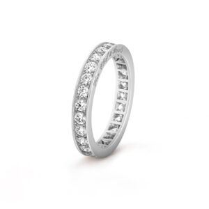 Van Cleef & Arpels Romance Wedding Band 3.0 MM Platinum Diamond