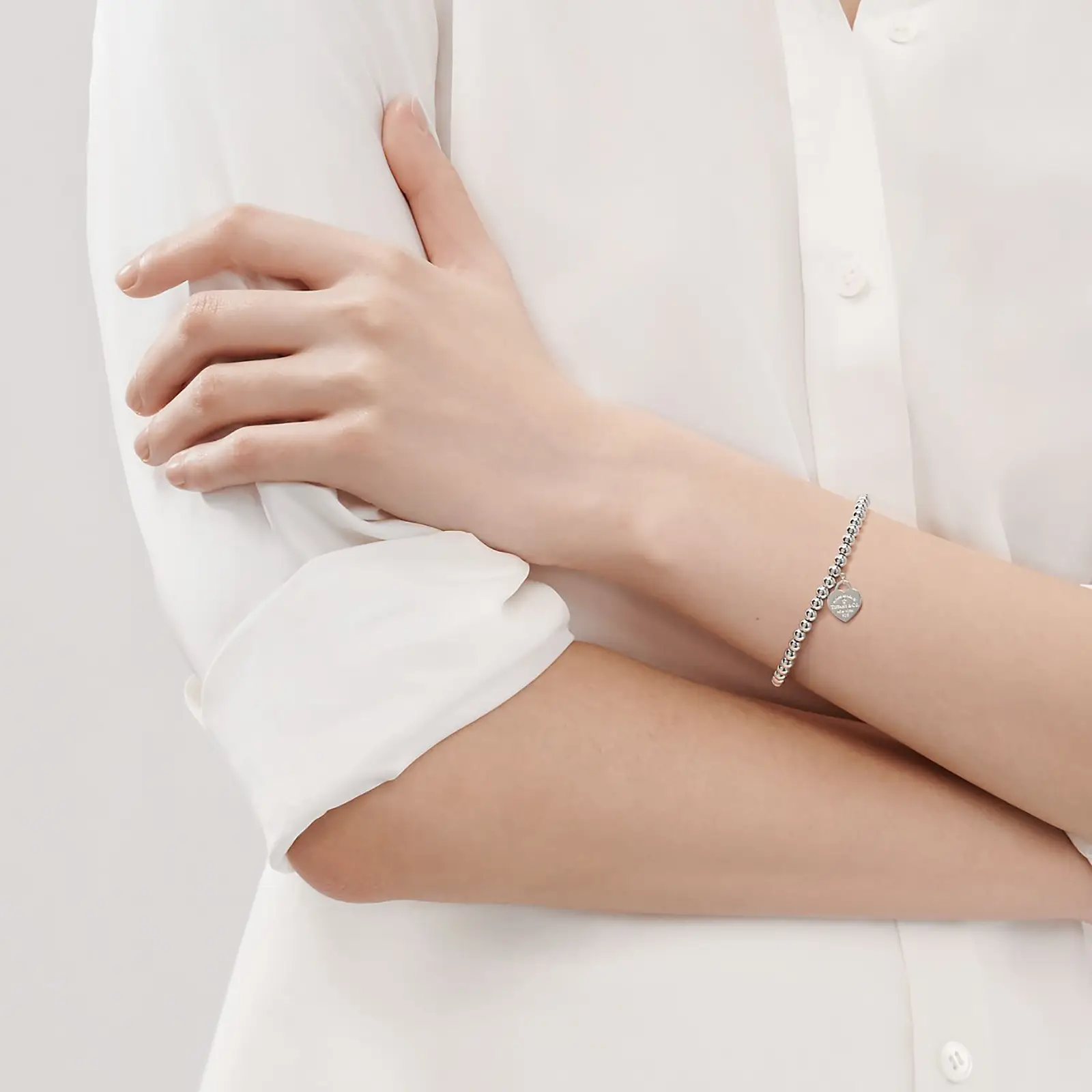Fake Tiffany Jewelry return to tiffanyheart tag bead bracelet 69683673 1032218 SV 1 M