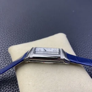 fake jaeger lecoultre replica watch reverso one q3288420 wsxc1735836169147 4