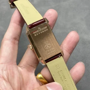 fake jaeger lecoultre replica watch reverso tribute q713256j wsxc1735828319050 7