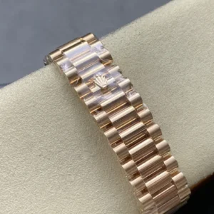 replica rolex watch day date 40 president everose gold m228235 0003 arf wsxc1736165811939 7