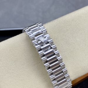 replica rolex watch day date 40 president white gold m228236 0010 arf wsxc1736166318851 7