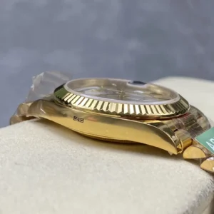 replica rolex watch day date 40 president white gold m228238 0002 arf wsxc1736166068446 5