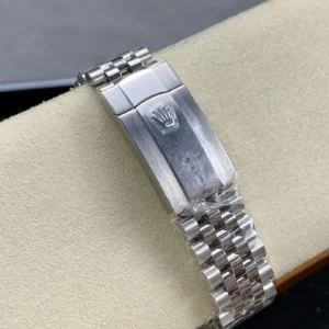super clone rolex replica datejust 41 stainless steel m126300 0018 arf wsxc1736173309961 7